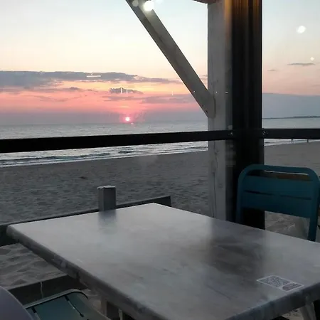 Petite Maison Chatelnanon A 250 Metres De La